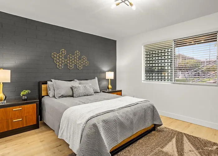 2 Bedroom, Heart Of *