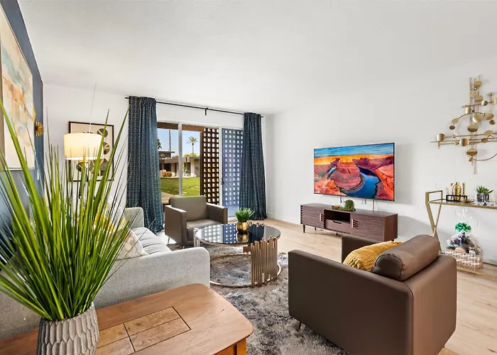 2 Bedroom, Heart Of Scottsdale